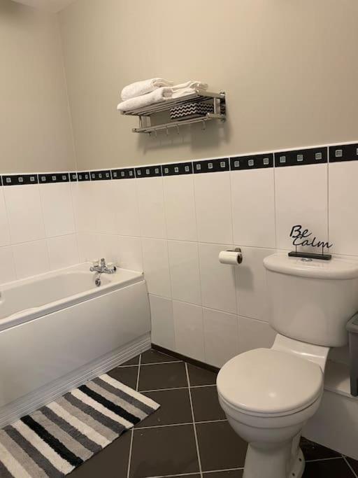 Entire Apartment , Centre Carrick on Shannon Zewnętrze zdjęcie